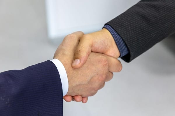 Business Etiquette Across Asia: A Practical Guide for Visiting Professionals